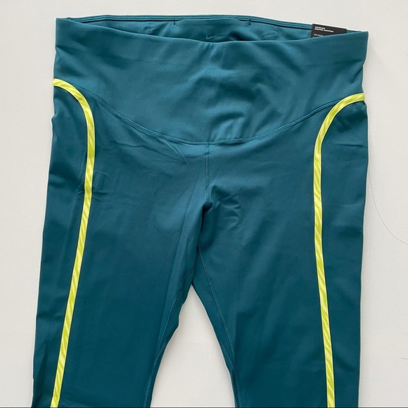 Nike One Luxe Icon Clash Women's Mid-rise 7/8 Leggings Size 1X - Picture 6 of 15